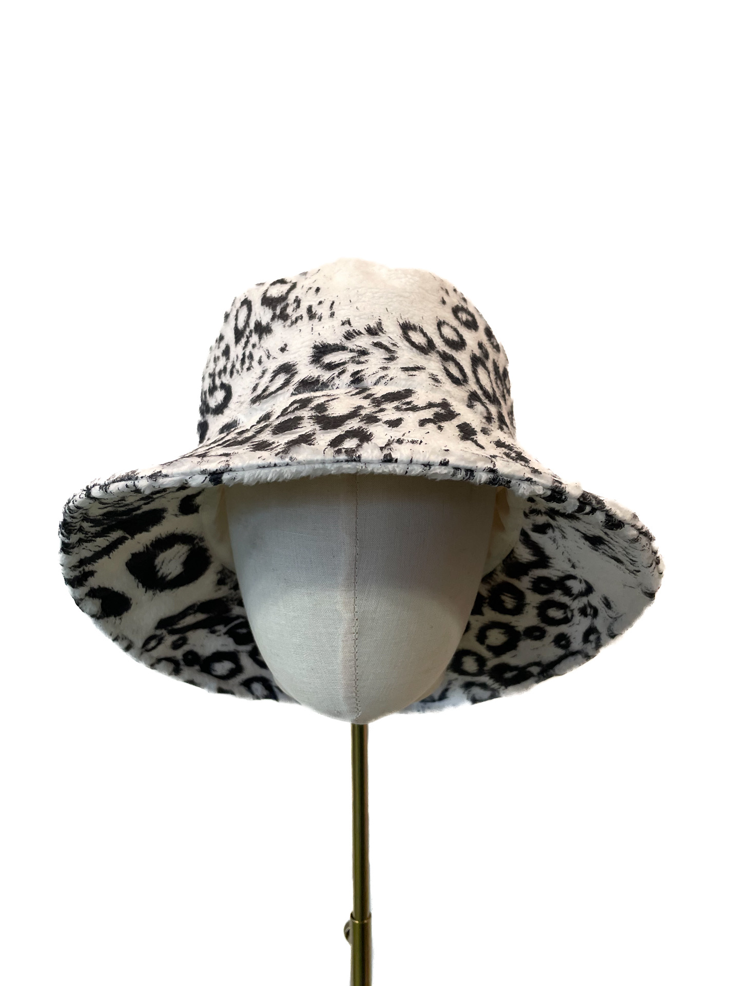 Bucket hat, white leopard faux fur 57cm