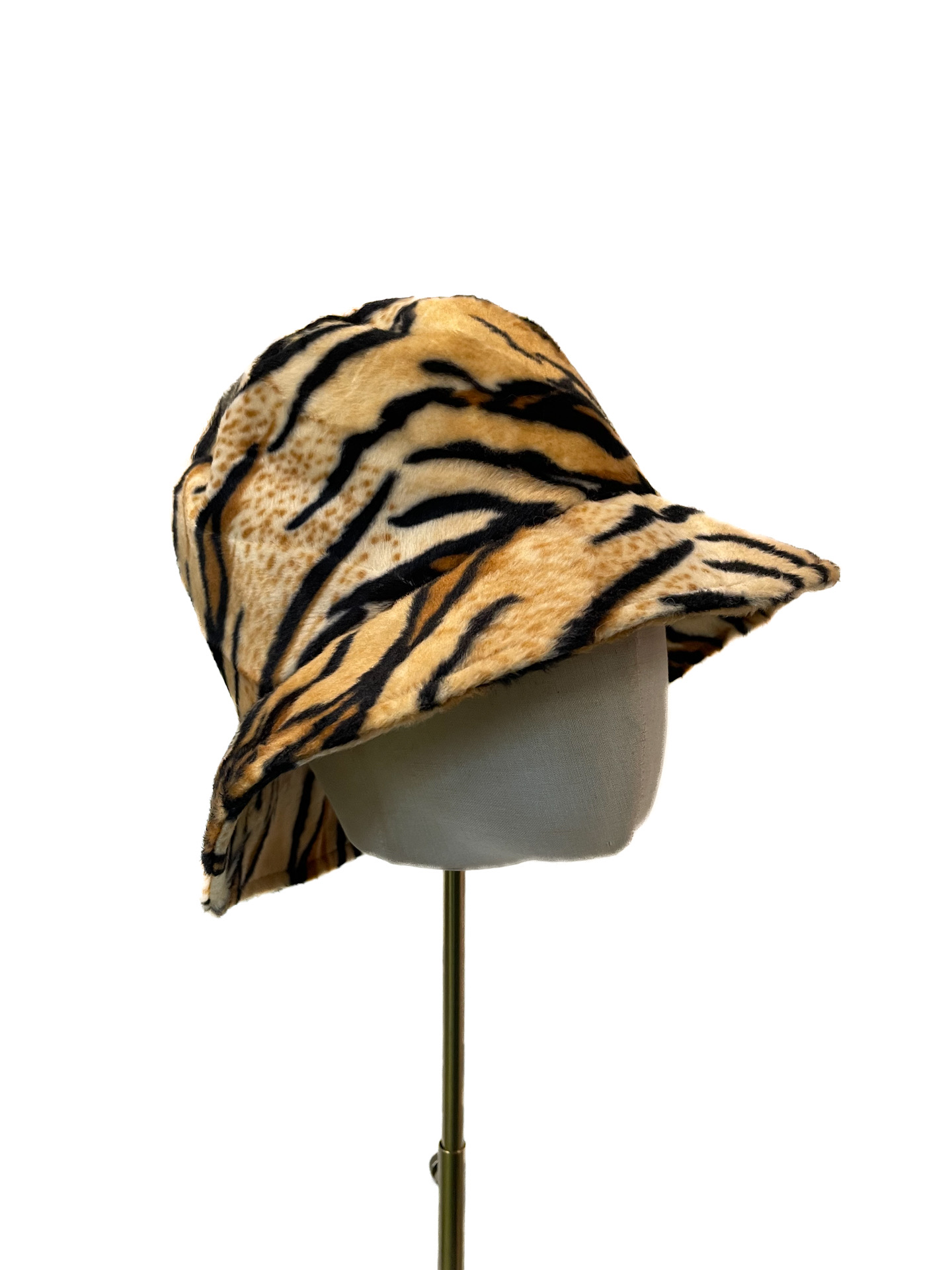 Lierihattu, tiikerikuosinen tekokarva 58cm - Image 2