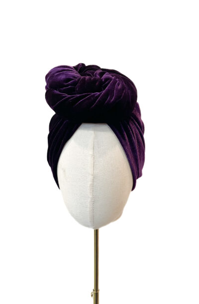 Turban Greta, dark purple velvet M (58-60cm)